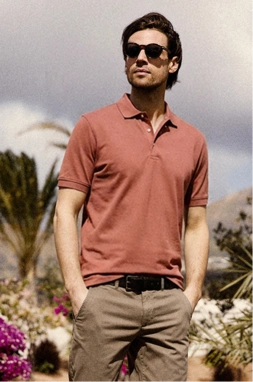 T-shirts & polos