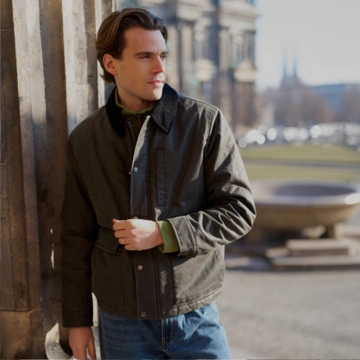 The Season of Stylish Giving