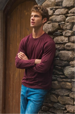 t-SHIRTS & polos